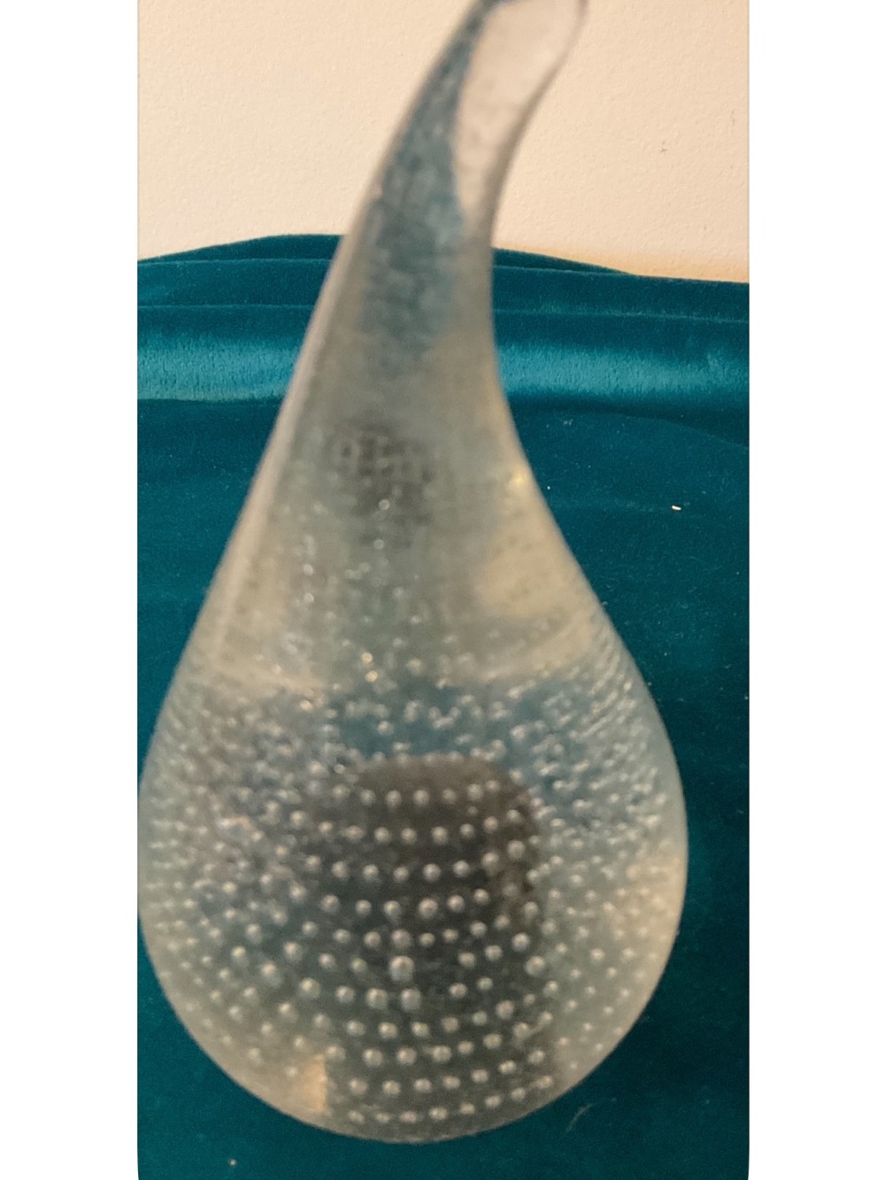 Vintage 1960s Art glass controlled bubbles teardrop paperweight
